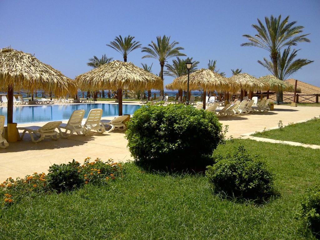 Sawary Beach Hotel Batroun Luaran gambar