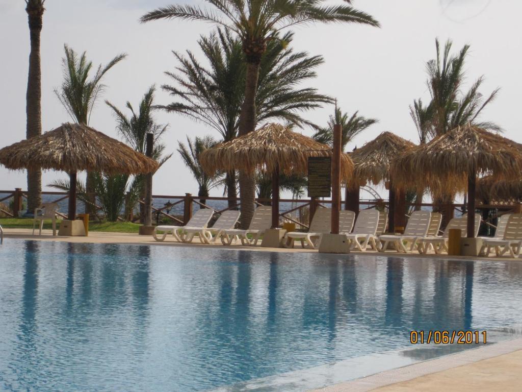 Sawary Beach Hotel Batroun Luaran gambar